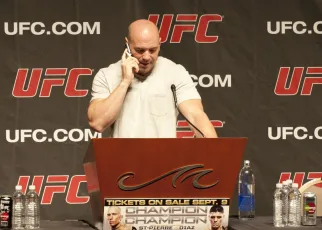 Chama time?! Fans erupt after Dana White calls Alex Pereira during UFC 304 fight week