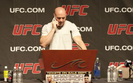 Chama time?! Fans erupt after Dana White calls Alex Pereira during UFC 304 fight week