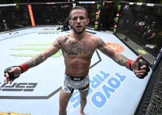 Exciting UFC fighter scores three performance bonuses, gets dumped for not being exciting (seriously)