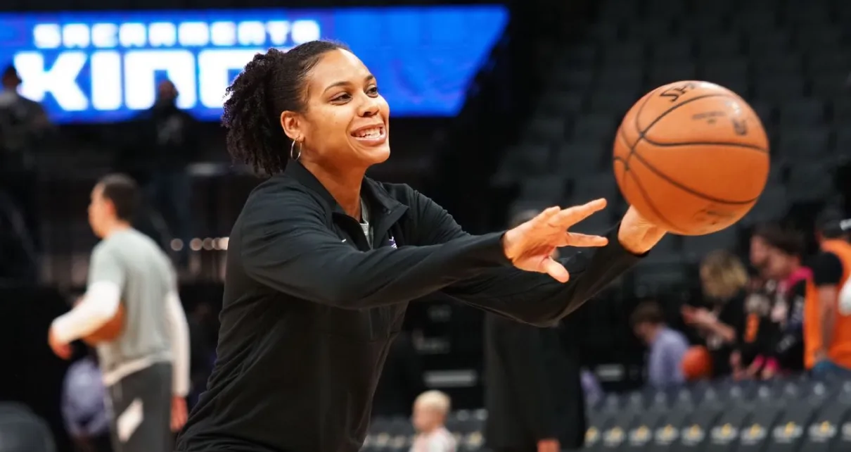 Sources – Lakers adding Lindsey Harding to JJ Redick’s staff