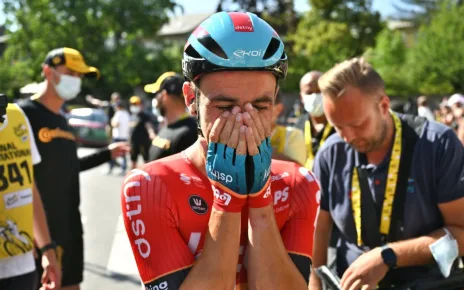 Victor Campenaerts wins 3-man sprint to take Tour de France stage