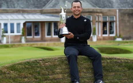 Schauffele claims 2nd major of year with victory at Open Championship