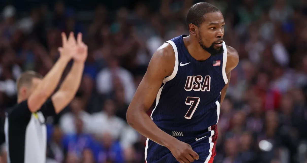 Kevin Durant, LeBron James key U.S. rout in Olympics opener