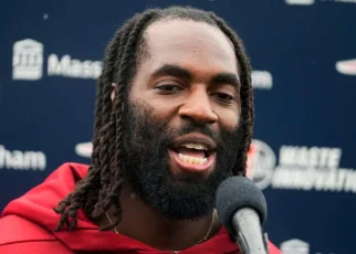 Matthew Judon has animated talks with Patriots coach Mayo, brass