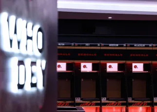 Bengals unveil new locker room at Paycor Stadium