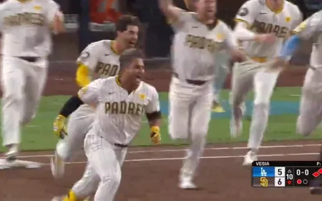 Jackson Merrill & Donovan Solano lift the Padres to a walk-off win after being down 5-0