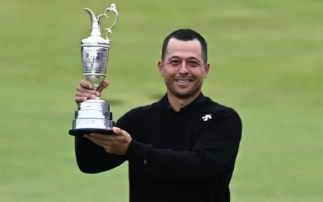 Schauffele wins the British Open for his 2nd major this year