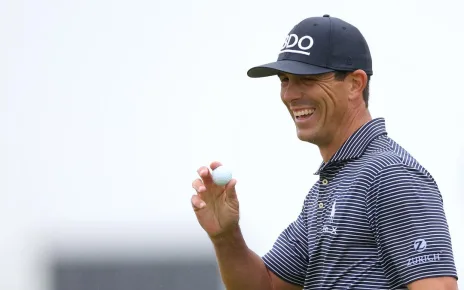 British Open: Horschel shines in rain to lead after brutal third round