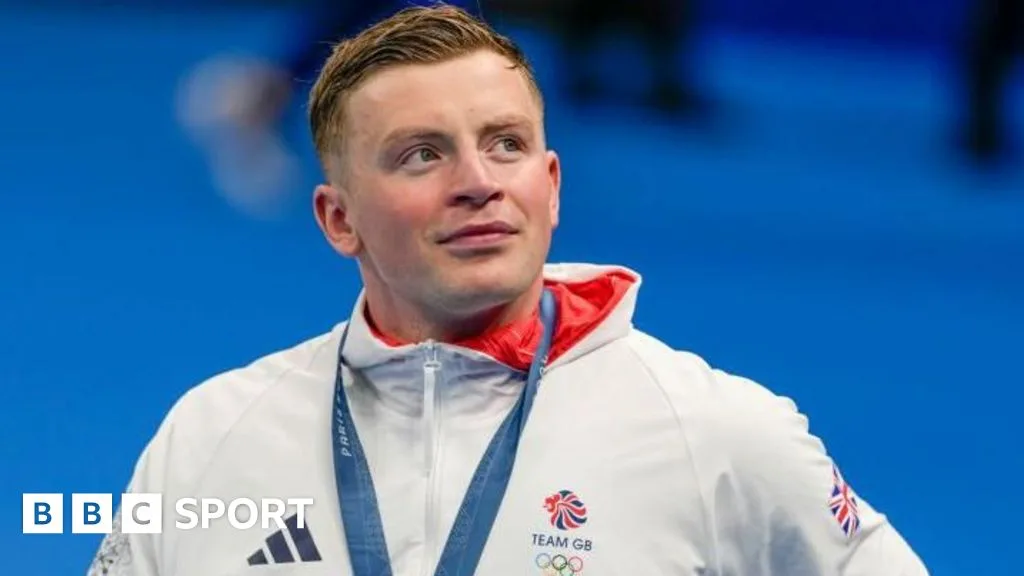 Adam Peaty: GB swimmer tests positive for Covid-19 after winning Olympic silver medal