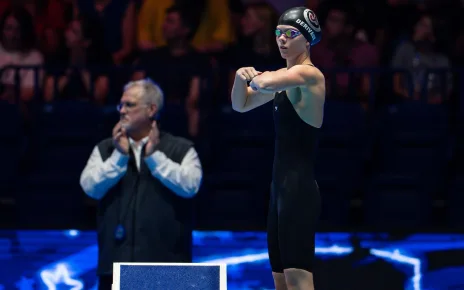 Audrey Derivaux Continues To Shine Clocking 4:45.60 400 IM, 1:01.56 100 Back In Austin