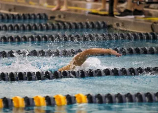 FGCU-Bound Izzy Ackley Wins Women’s 50 BK in 29.26 on Final Day of Columbia Summer Sectionals