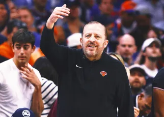 New York Knicks reportedly extend head coach Tom Thibodeau