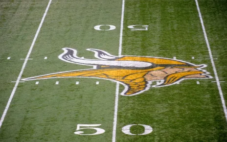 Vikings Are Reportedly Looking To Add ‘Impact’ Free Agent At 1 Position