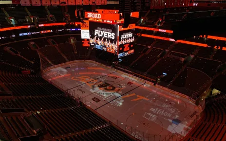 Philadelphia Flyers’ 7 Best Moments at the Wells Fargo Center – The Hockey Writers – Flyers History