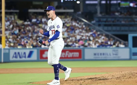 River Ryan, Teoscar Hernández star in Dodgers’ win over Giants