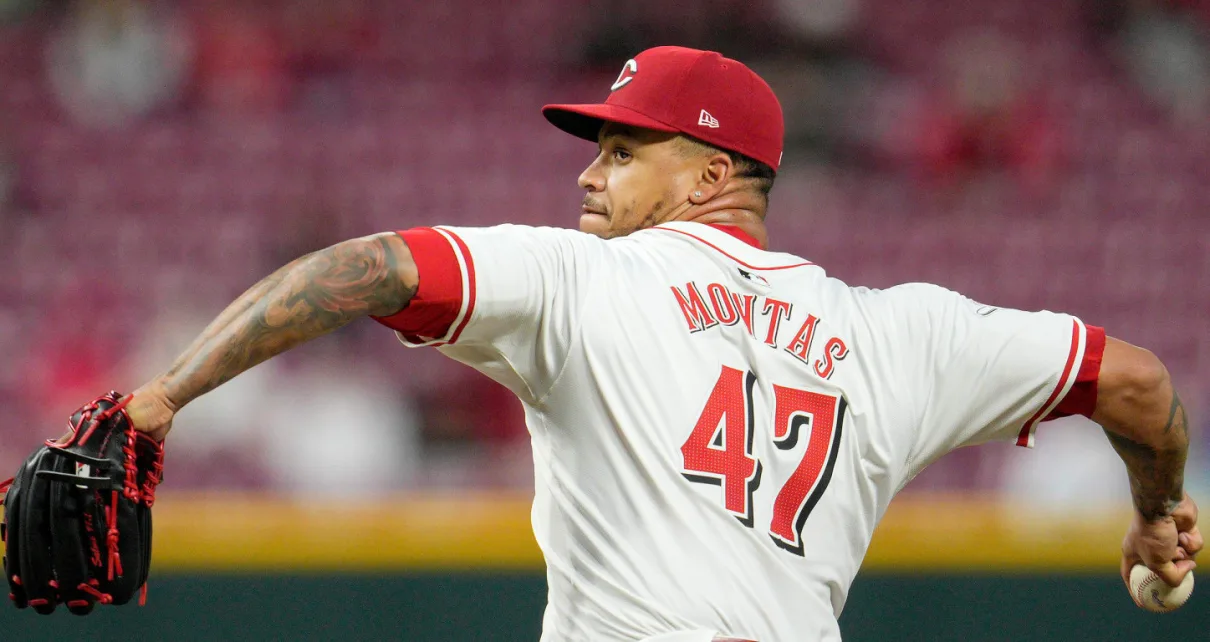 Frankie Montas traded to Brewers from Reds