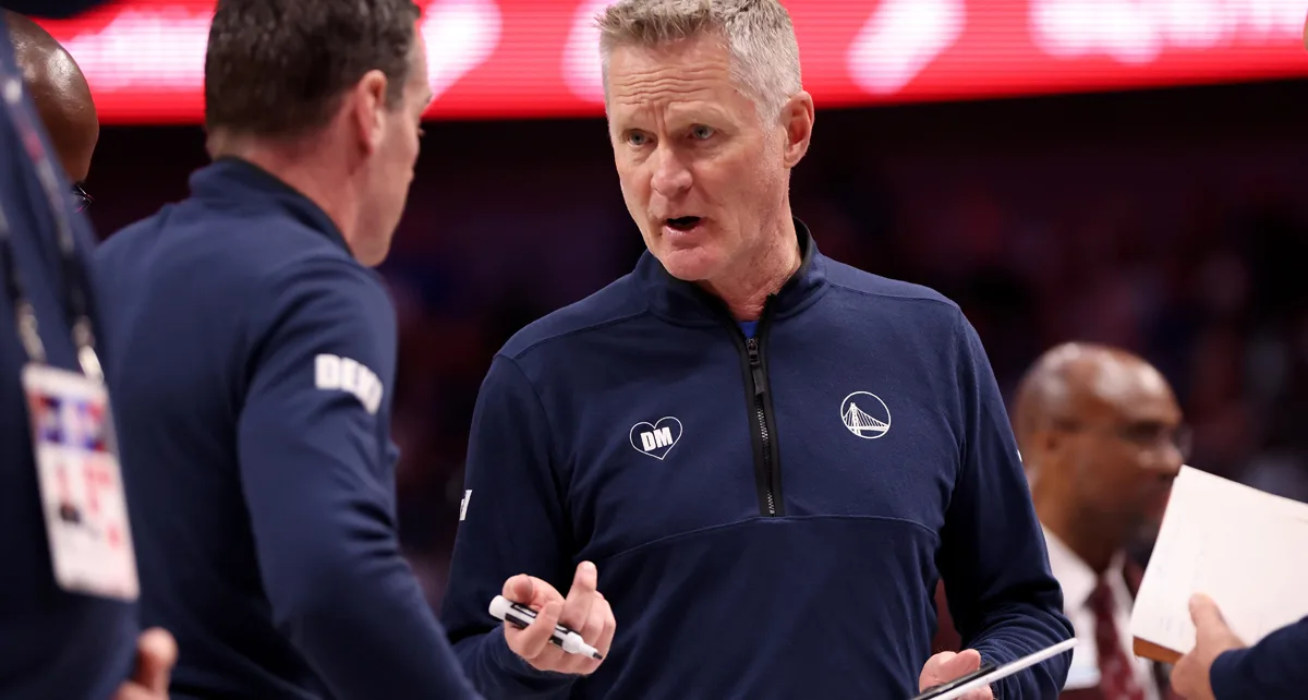 Kerr reveals roles for new Warriors assistants Stotts, Stackhouse