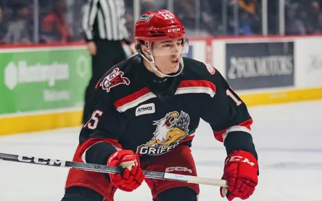 Monsters sign Ohio native Hall | TheAHL.com