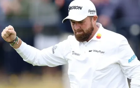 Shane Lowry keeps calm and carries British Open lead into weekend