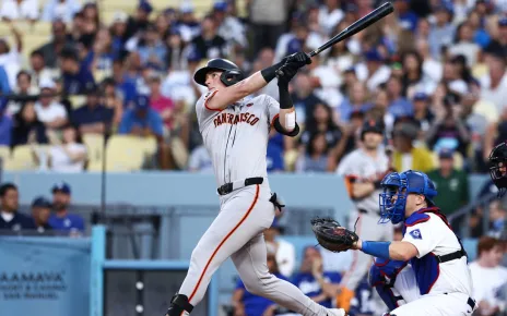 Tyler Fitzgerald homers in fifth straight game for Giants