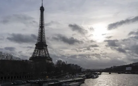 No triathlon swim prep in Seine ahead of 1st race