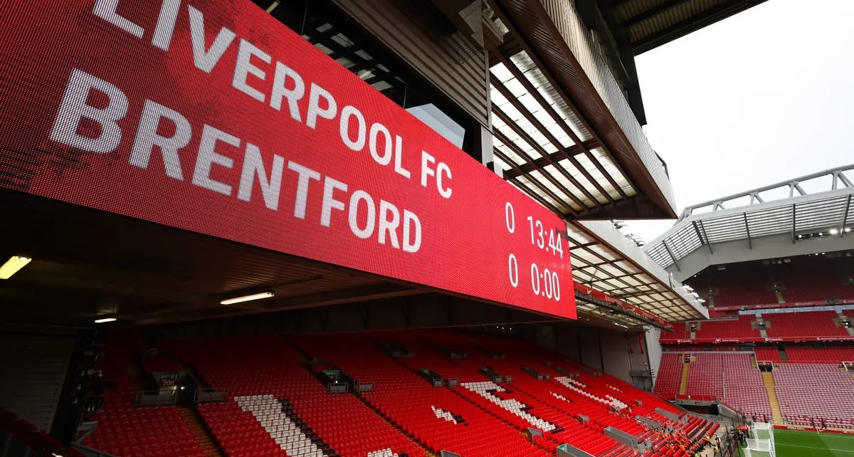 Liverpool vs Brentford LIVE: Latest Premier League team news and line-ups as Konate starts for Slot