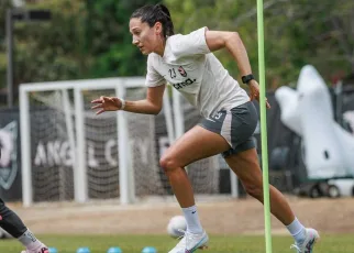 USA star Christen Press plays 1st game after 2-year injury nightmare