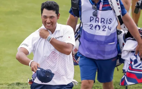 Matsuyama has 2-shot lead after first round of Olympic golf