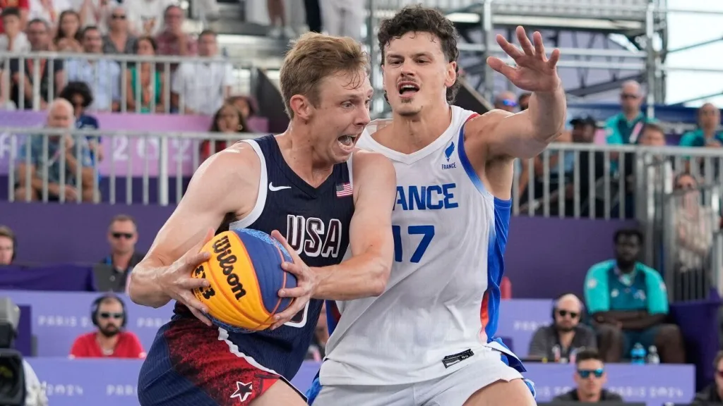 Canyon Barry carries U.S. men past France, China in 3×3 basketball