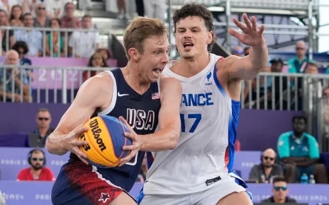 Canyon Barry carries U.S. men past France, China in 3×3 basketball