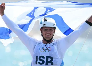 Israel earns Olympic gold, silver in men’s, women’s windsurfing