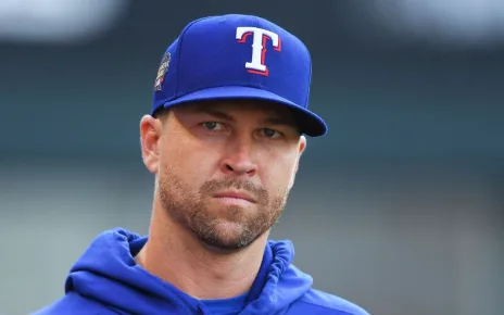 Rangers’ Jacob deGrom takes next step; Tyler Mahle nears debut