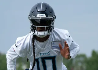 Titans’ DeAndre Hopkins won’t need surgery, out ‘several weeks’