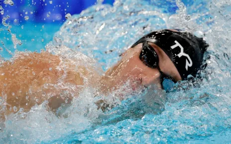 U.S swimmer Bobby Finke, 4×100 women’s relay set world records