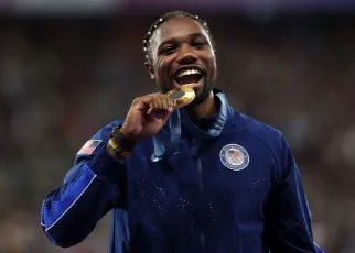 Noah Lyles went into boyfriend mode after winning gold in 100m