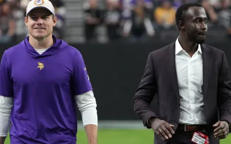 Vikings ‘focusing on the season,’ not GM, coach contracts