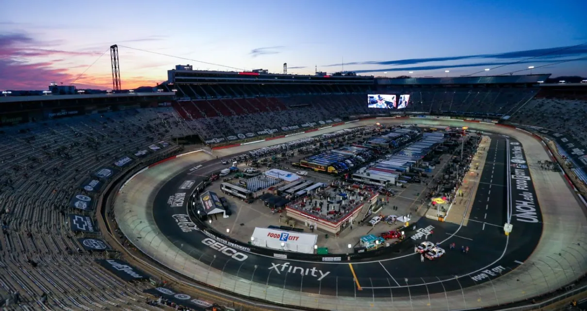 Reports – Bristol Motor Speedway to host Reds-Braves game