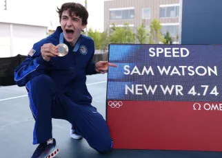 American sets world record in climbing, gets Olympic bronze