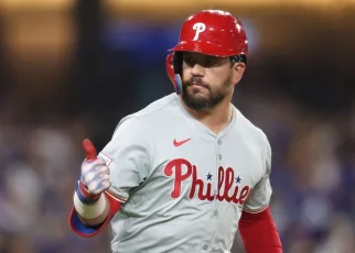 Kyle Schwarber hits three homers as Phillies roll past Dodgers