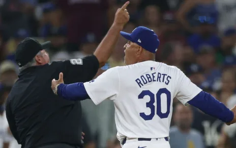 Dave Roberts says ump’s ‘egregious’ call cost Dodgers in loss