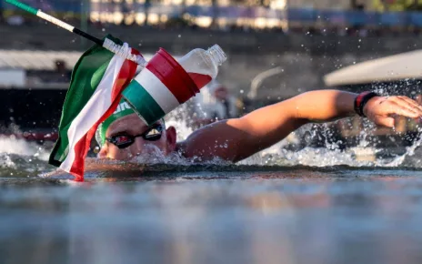 Kristóf Rasovszky wins final Olympic swimming event in Seine