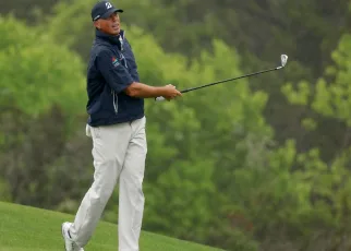 Kuchar shoots second straight 64, holds 1-shot lead in Greensboro