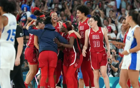 How U.S. women’s basketball beat France to win Olympic gold