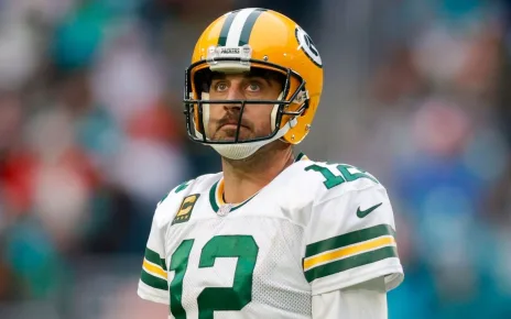 Aaron Rodgers says he regrets 2021 comment that he was ‘immunized’