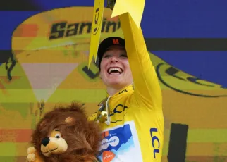 Charlotte Kool stays on top with stage 2 Tour de France win