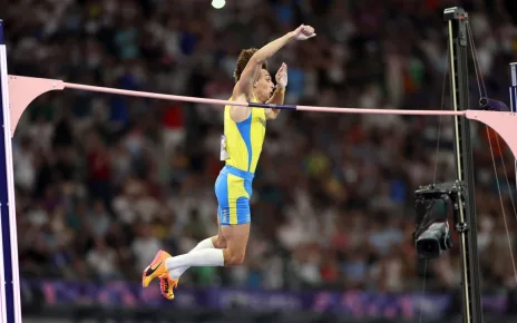 Pole vaulter Duplantis to race hurdler Warholm in 100M sprint