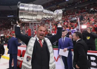 Panthers GM Bill Zito brings Stanley Cup to Brewers clubhouse