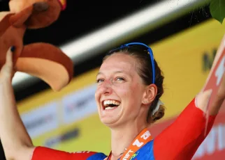 Cedrine Kerbaol wins stage six of Tour de France Femmes