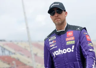 Hamlin “kicking myself” as battle ends in spin