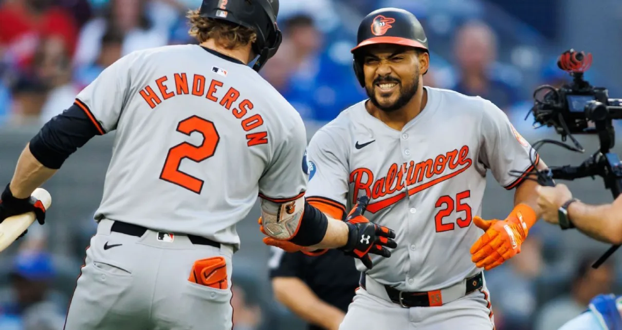 Veteran Anthony Santander showing young Orioles how it’s done